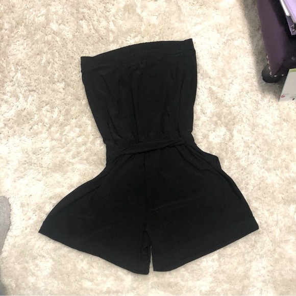 WHBM black strapless romper with attached tie belt XS - Picture 4 of 13